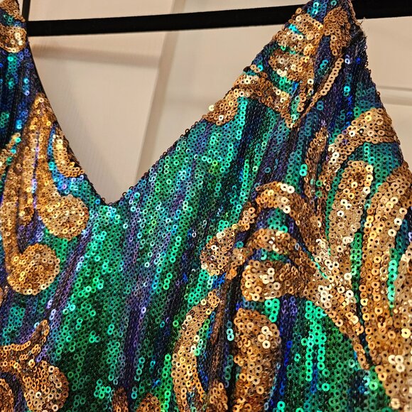 Iridescent Sequin Gown - Picture 4 of 10